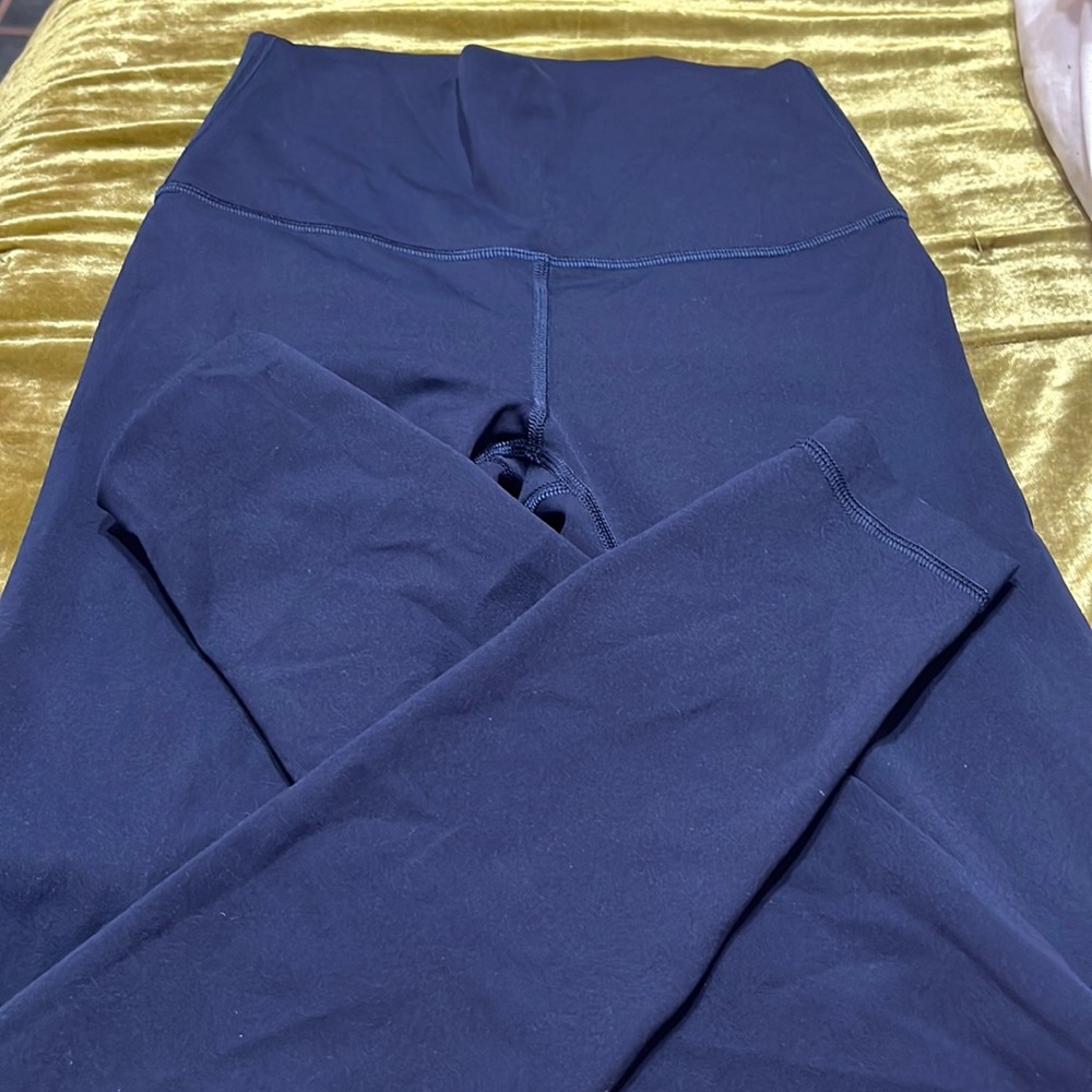 navy blue lululemon leggings